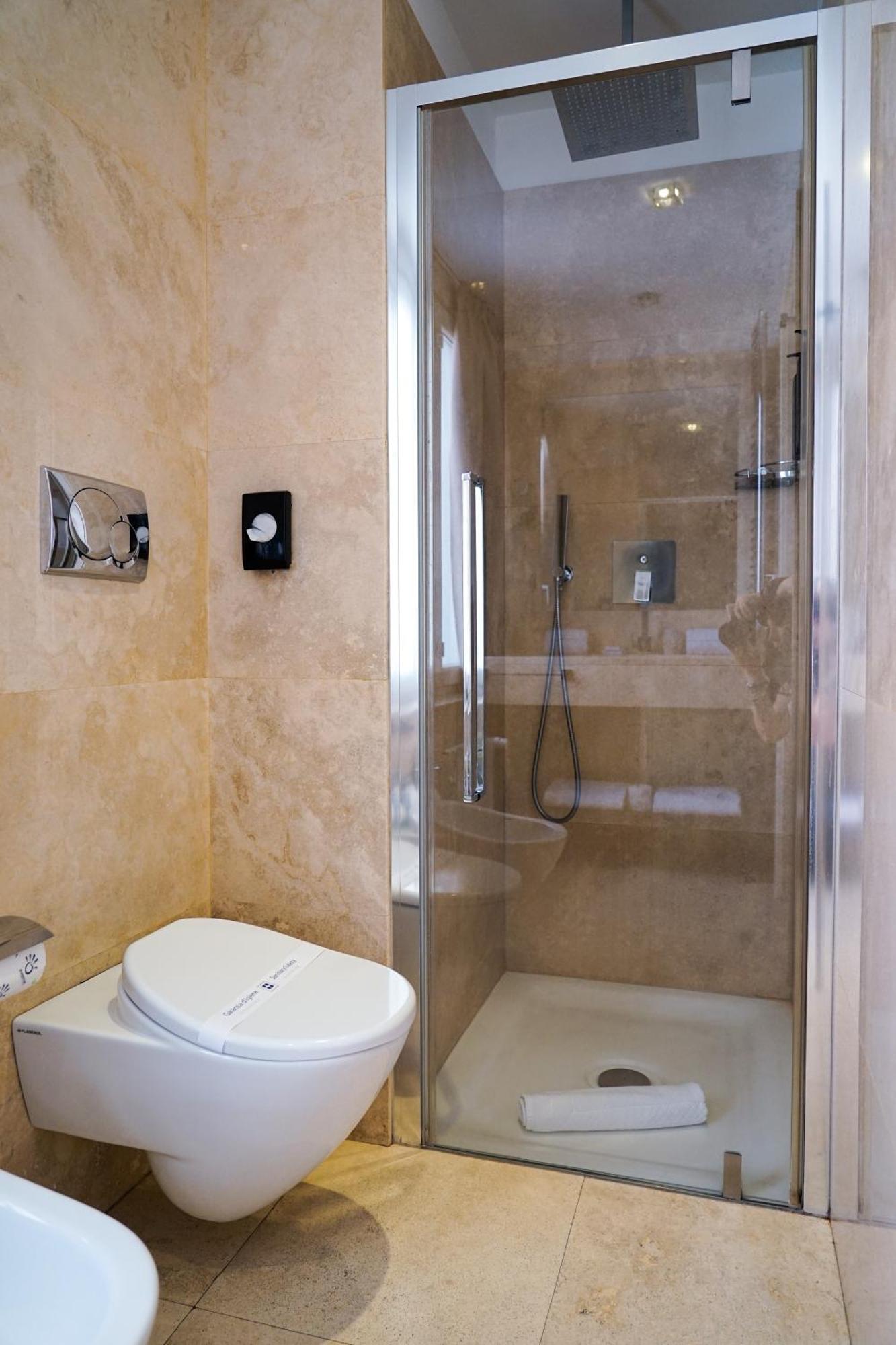 The Unique Hotel ميلان المظهر الخارجي الصورة
